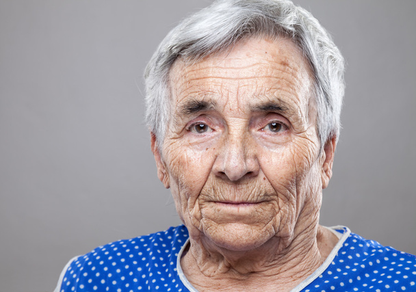 Portrait of an elderly woman - Foto, immagini
