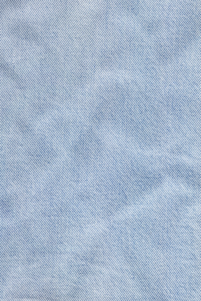 Denim azul pálido arrugado textura grunge
 - Foto, imagen