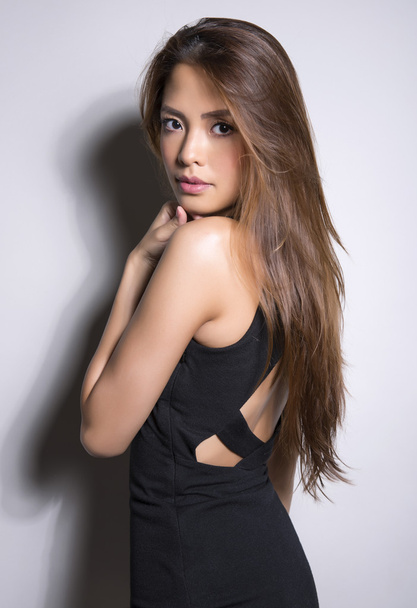 beautiful young asian woman with long hair - 写真・画像