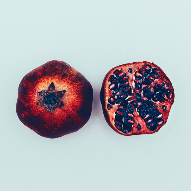 Pomegranate. Minimal Style. Fashion - Фото, изображение