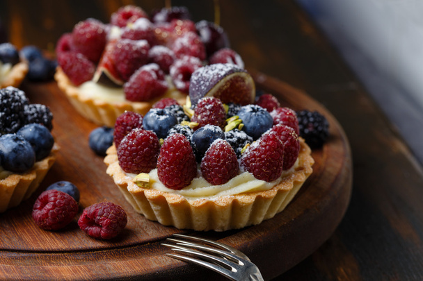 Tartlets with fresh berries  - Photo, Image
