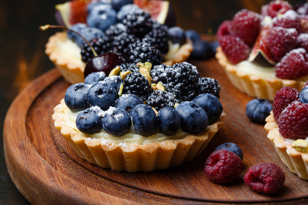 Tartlets with fresh berries - Photo, Image