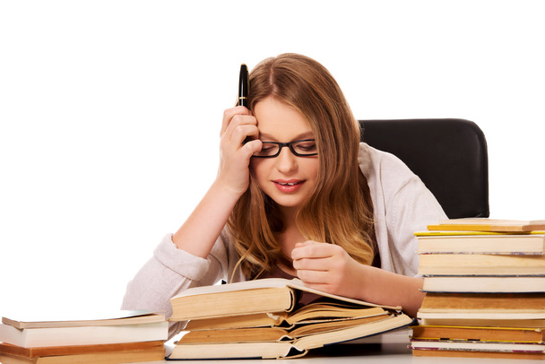 Young woman learning to exam - Zdjęcie, obraz