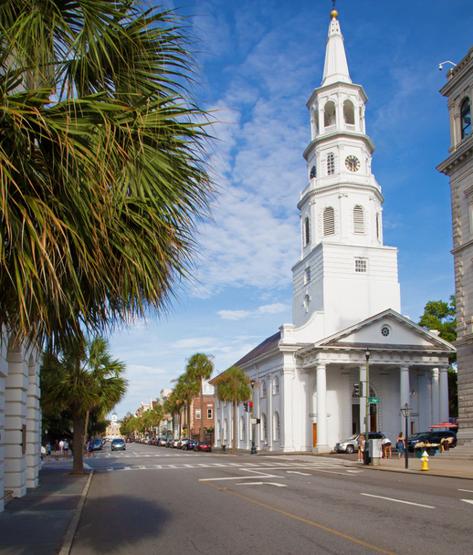 Jolie église blanche à Charleston
 - Photo, image