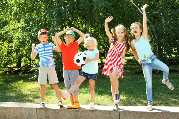Happy active children  - Zdjęcie, obraz