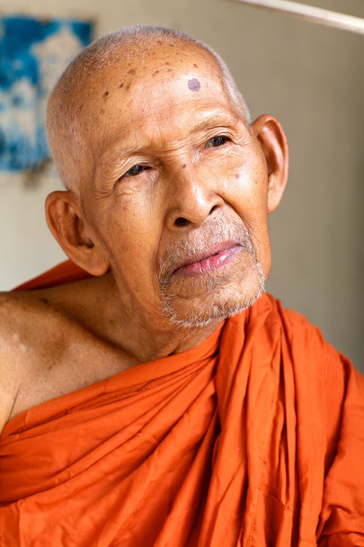 Чернець в Камбоджі
 - Фото, зображення
