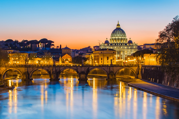 Захід сонця на Ватикану - Фото, зображення