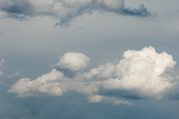 couverture nuageuse, couvert
 - Photo, image