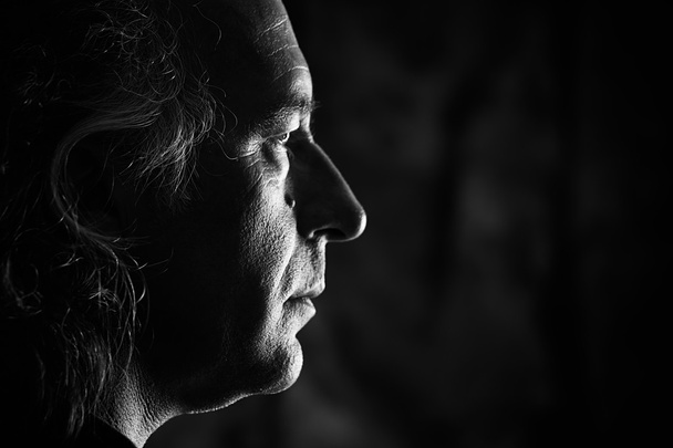 Black and white profile of mans face - Foto, afbeelding
