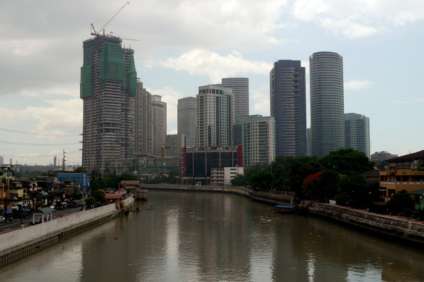 Blick über verschmutztes Manila auf den Philippinen - Foto, Bild