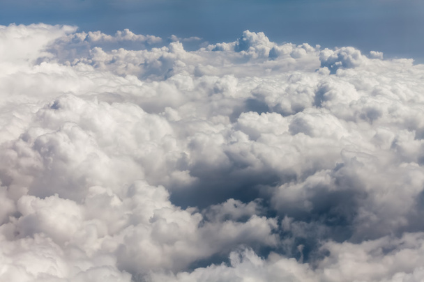 Πάνω από τα σύννεφα - Φωτογραφία, εικόνα