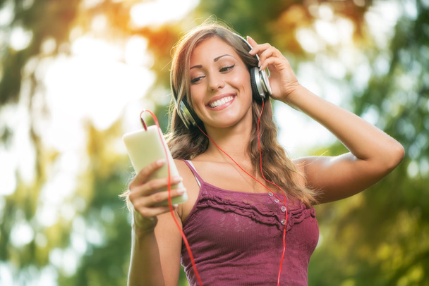 Listening Music In The Nature - Foto, imagen