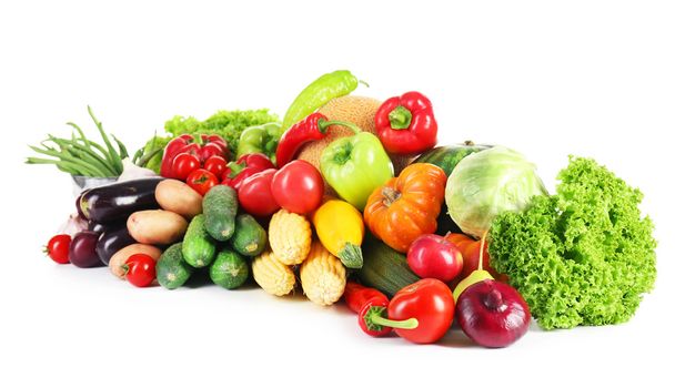 Composición con frutas y verduras frescas aisladas sobre blanco
 - Foto, imagen
