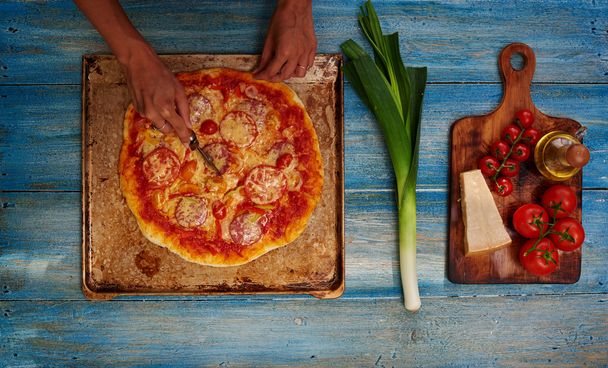 Appetizing Italian pizza on the table - Φωτογραφία, εικόνα