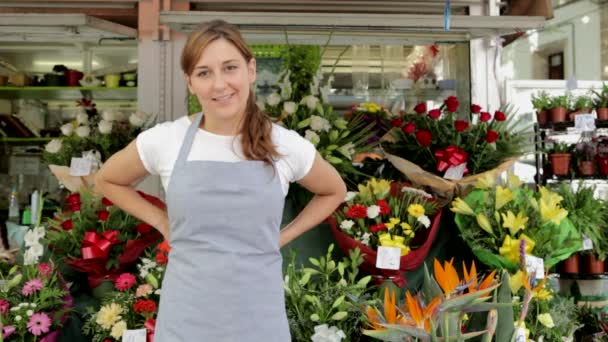 florista mujer preparándose para el trabajo
 - Metraje, vídeo