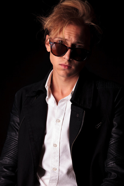 young casual man wearing sunglasses - Photo, image