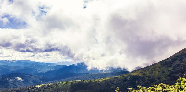 Karadağ Ridge'de Karpatlar - Fotoğraf, Görsel