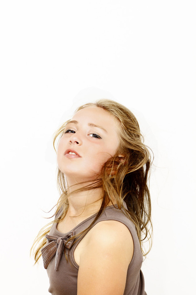Beauty girl portrait with brown hairs - Valokuva, kuva