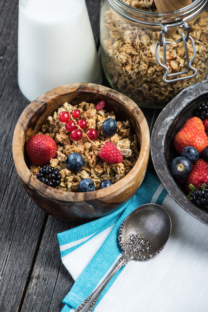 Fresh summer breakfast, granola and berries - Фото, изображение