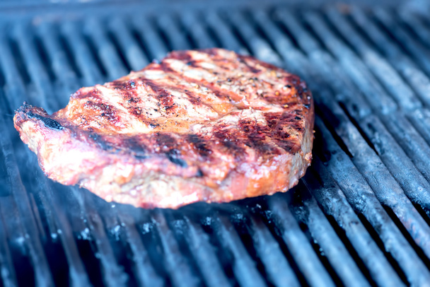 Pork chop on grill - Foto, Imagen