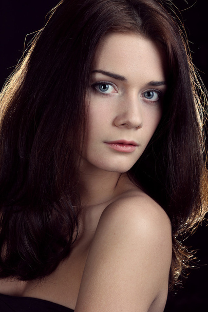 Brunette young woman - 写真・画像