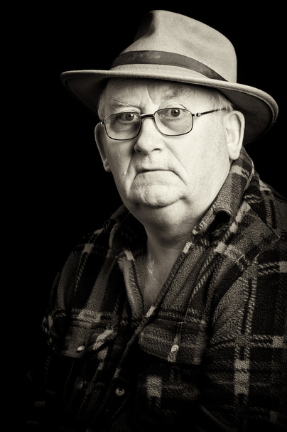 senior male retired wearing glasses and hat - Φωτογραφία, εικόνα