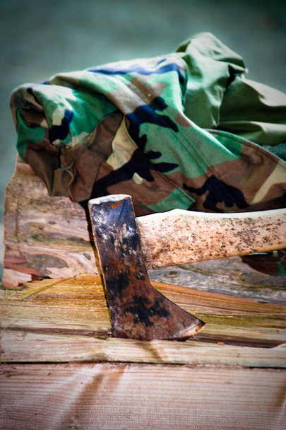 camouflage veste et hache
 - Photo, image