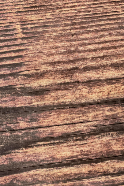 alte rissige morsche Kiefernholzplanke mit rauer Grunge-Textur - Foto, Bild