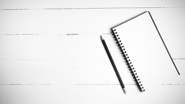pencil and notepad black and white color style - Valokuva, kuva
