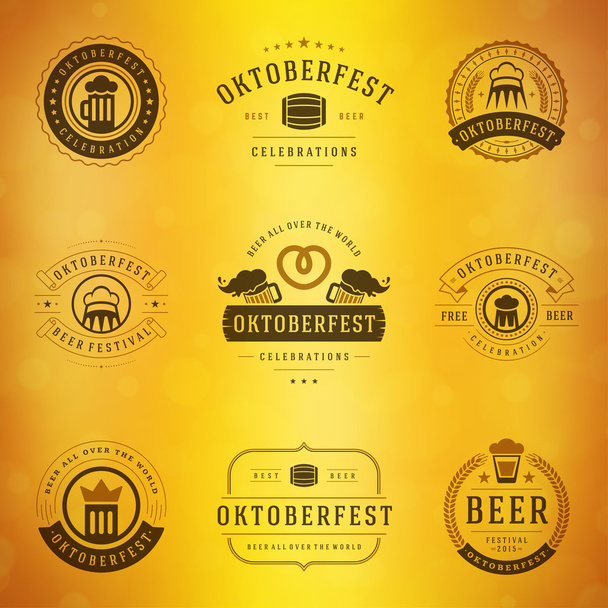 Festival de la cerveza Conjunto de etiquetas, insignias y logotipos del Oktoberfest
 - Vector, imagen
