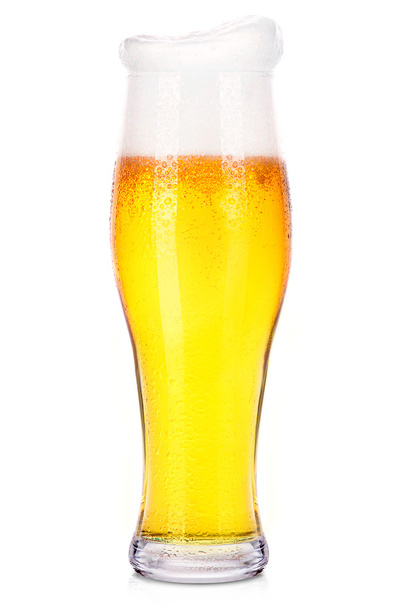 Frosty glass of light beer isolated - Φωτογραφία, εικόνα