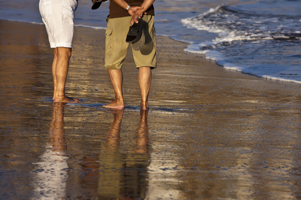 Ноги на пляже
 - Фото, изображение