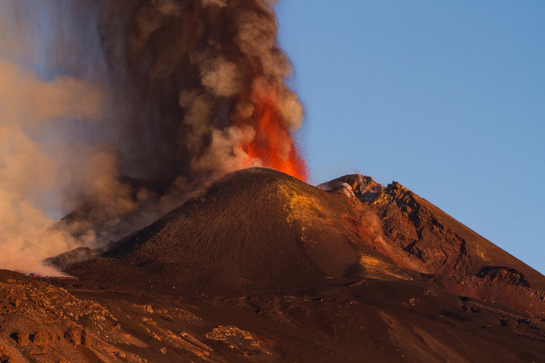 erupce sopky Etna - Fotografie, Obrázek