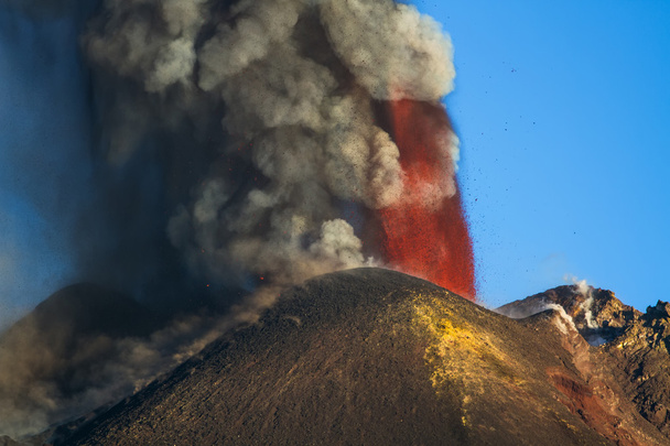 Etna erupción del volcán
 - Foto, Imagen