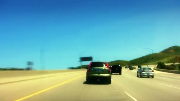 Jazda ruchu autostradę - Materiał filmowy, wideo