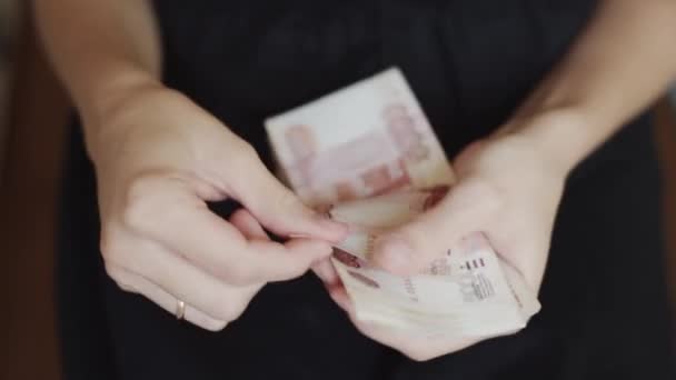 Woman counting money - Footage, Video