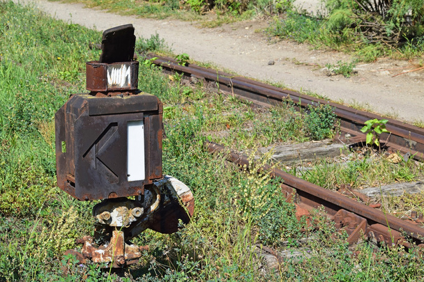 régi rozsdás vasúti kapcsoló - Fotó, kép