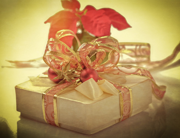 Vintage Christmas gift box - Фото, изображение