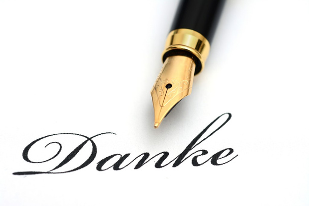 Danke text and fountain pen - Photo, Image