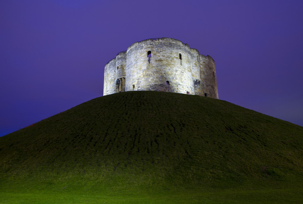 Torre de Clifford em York
 - Foto, Imagem