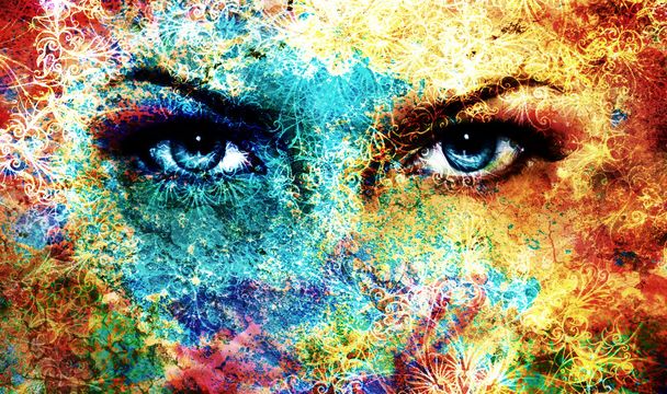 Синяя богиня глаза женщины, многоцветный фон с восточным орнаментом мандала. зрительный контакт
. - Фото, изображение