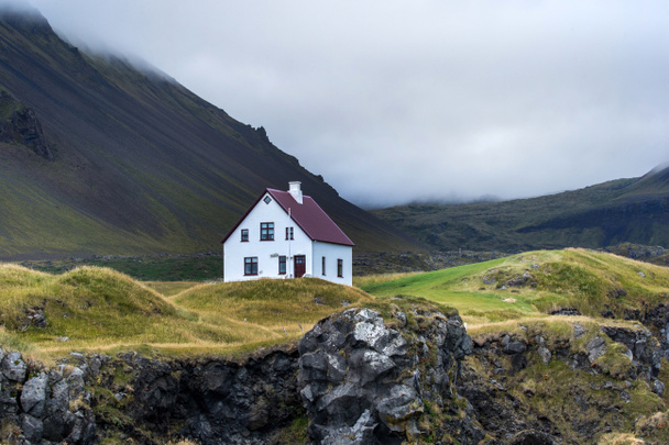 Farmhouse on hill in Iceland - Photo, Image