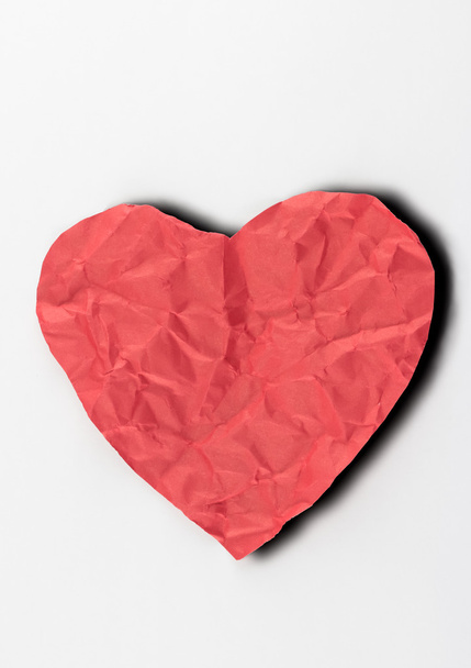 crumpled paper heart on white background - Fotoğraf, Görsel