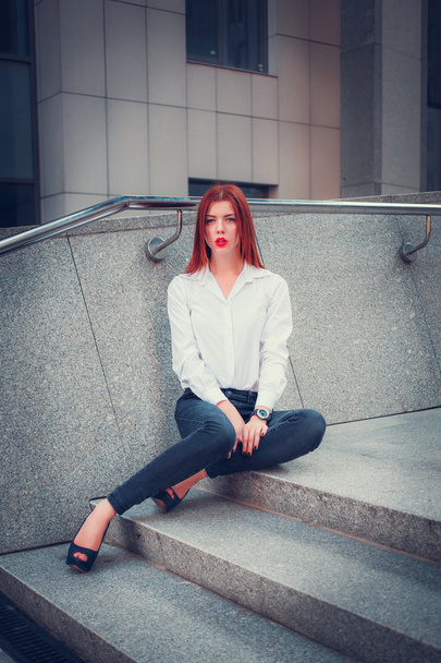 Fashion redhead young woman - Fotografie, Obrázek