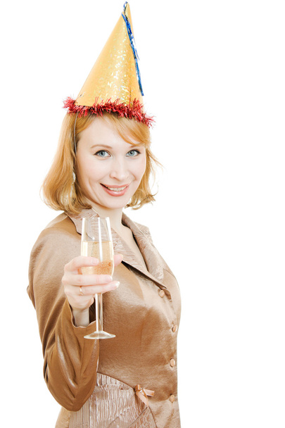 Happy business woman in a festive hat with wine glasses in hand on white ba - Fotoğraf, Görsel