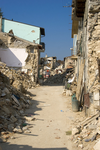 Разрушения, вызванные землетрясением
 - Фото, изображение