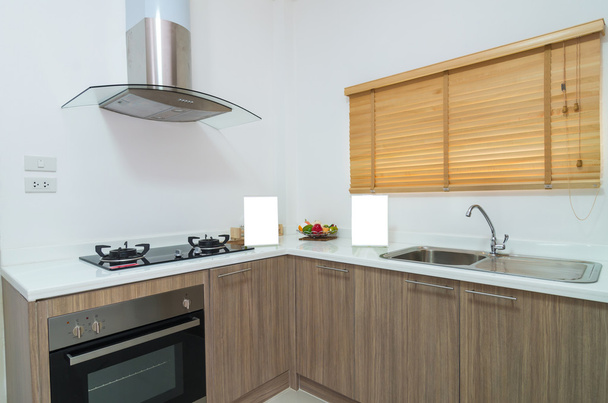 Wohnküche mit Elektrik - Foto, Bild