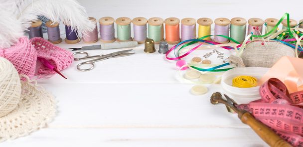 Set for sewing, knitting and needlework - Fotoğraf, Görsel