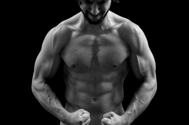 hombre con bíceps, hombre haciendo demasiada presión
 - Foto, Imagen