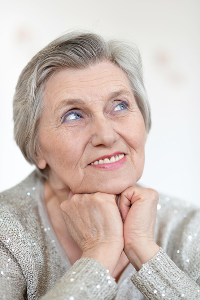 Portrait of an aged woman - Foto, Imagen